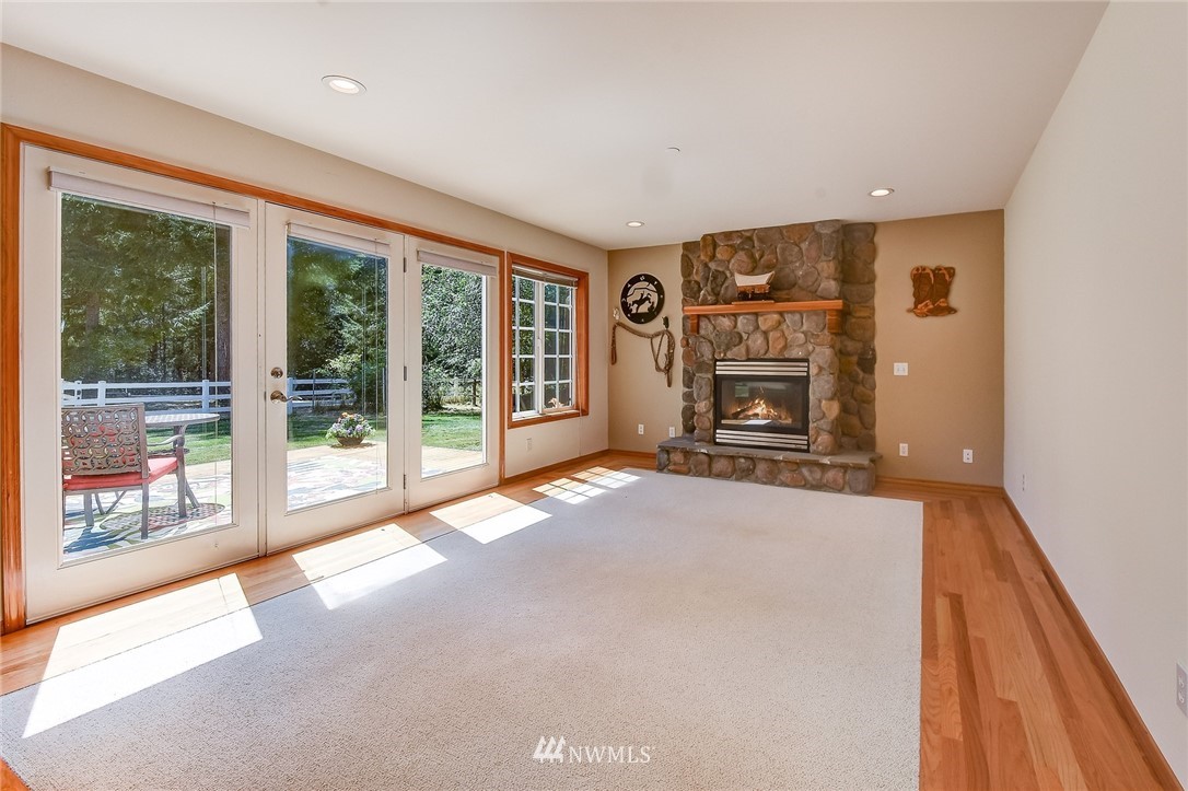 5728 Tolt Highlands Road Northeast Carnation, WA 98014 - Photo 8 of 40 Gallery Image 8