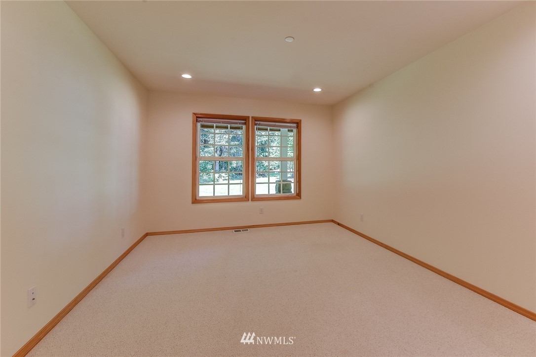 5728 Tolt Highlands Road Northeast Carnation, WA 98014 - Photo 10 of 40 Gallery Image 10