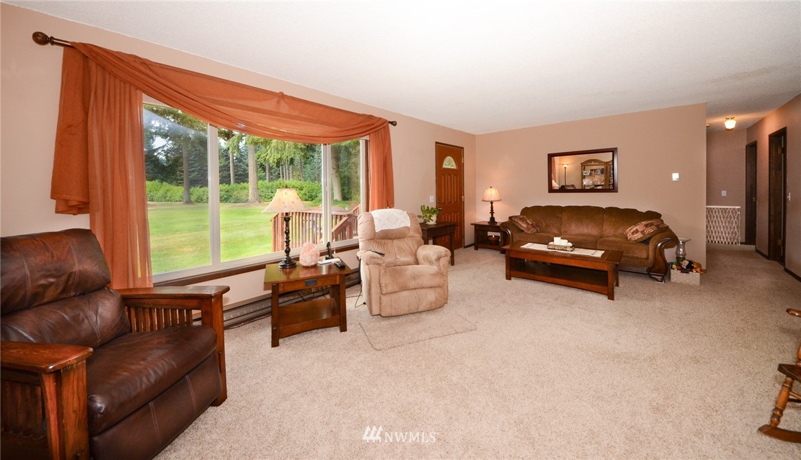 8215 173rd Avenue Southwest Rochester, WA 98579 - Photo 7 of 21