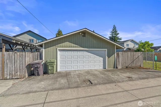 $322,500 | 349 27th Avenue, Longview, WA 98632