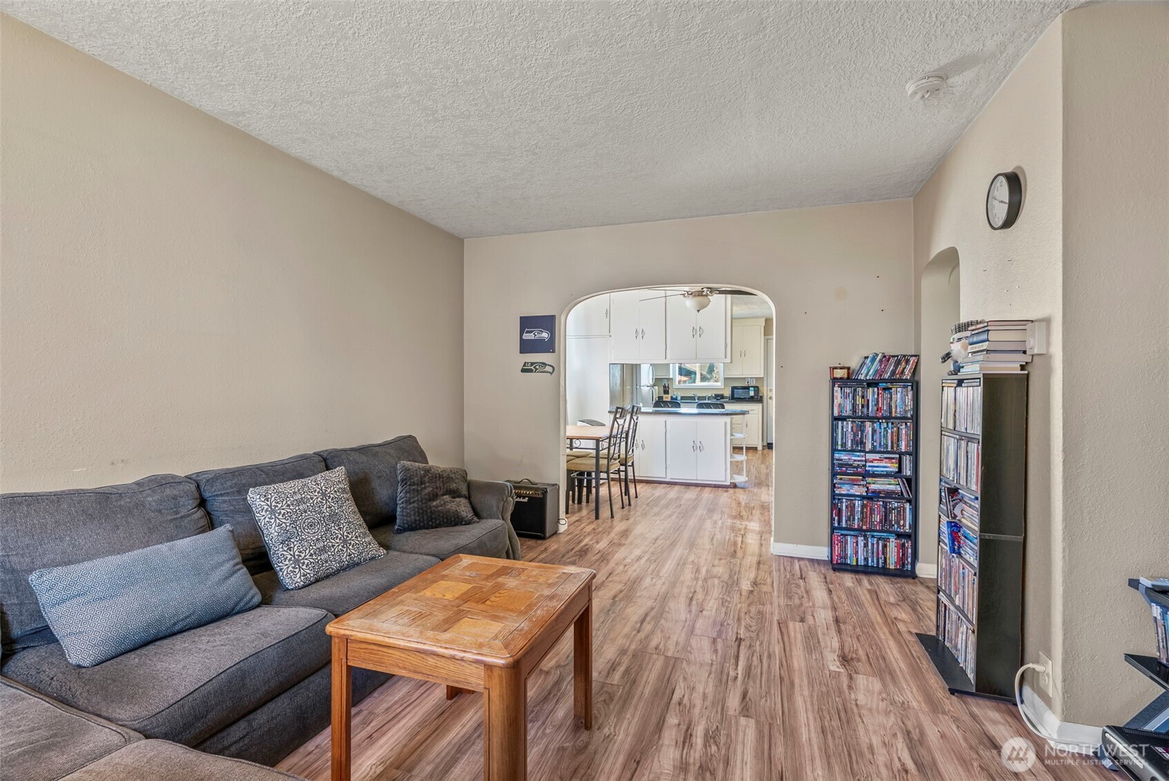 349 27th Avenue Longview, WA 98632 - Photo 6 of 23 a living room with furniture and wooden floor