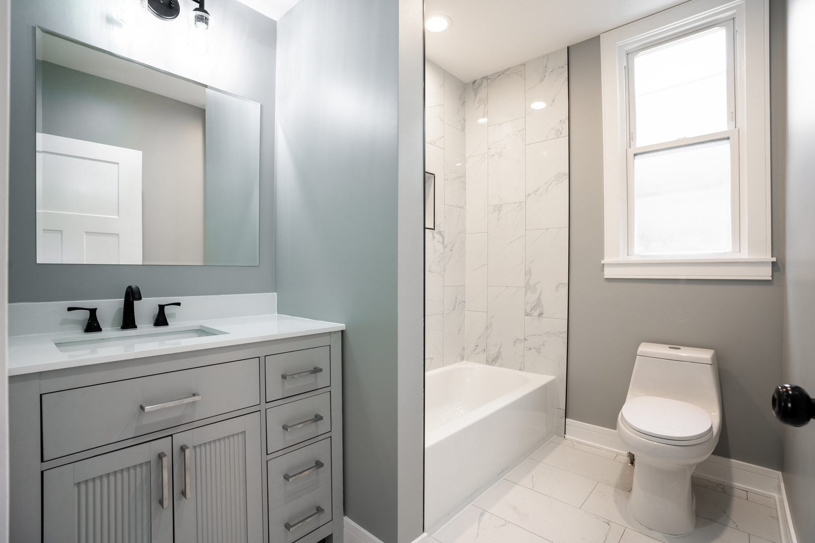 4624 North Springfield Avenue, Unit 2 Chicago, IL 60625 - Photo 8 of 14