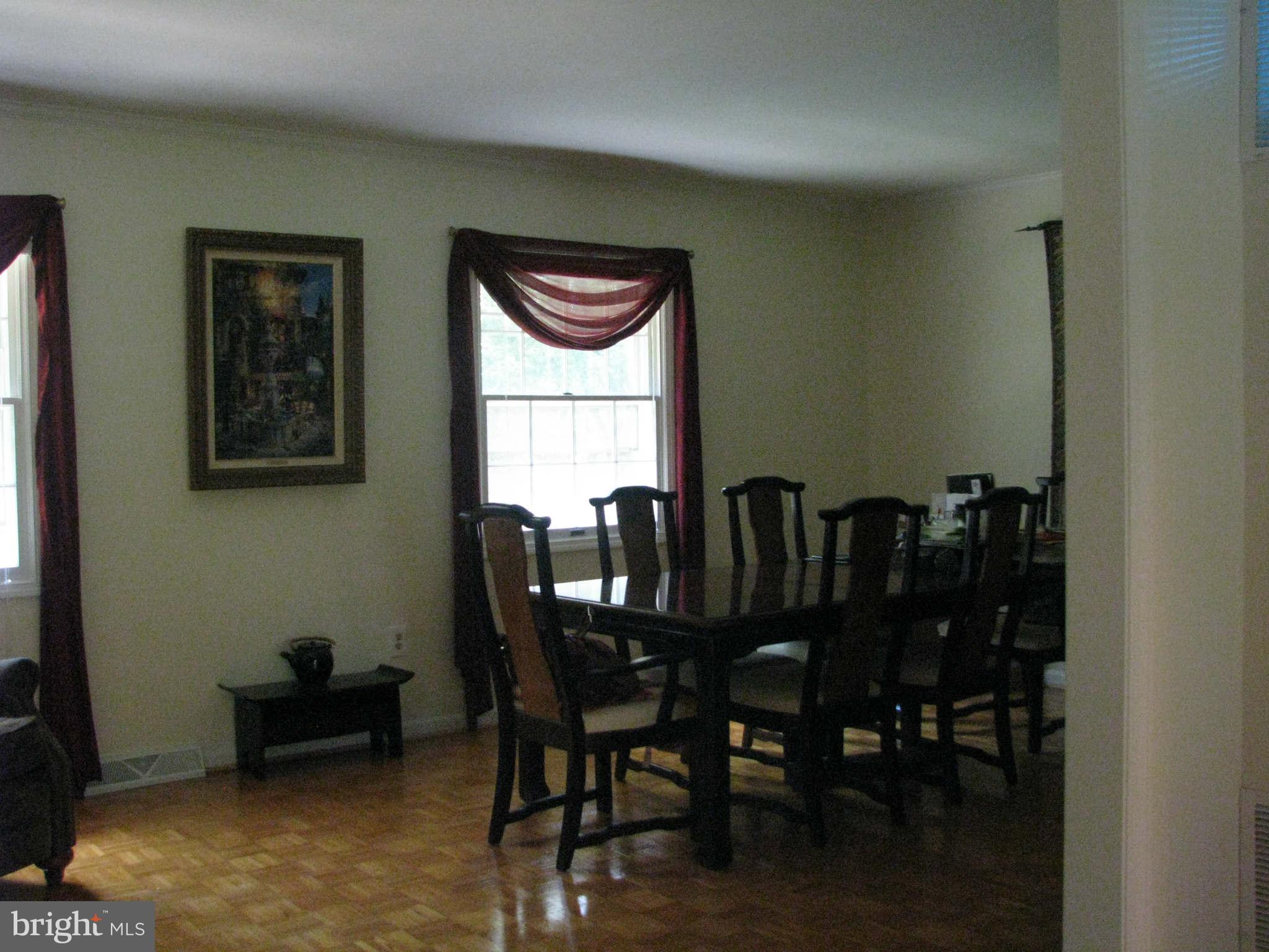 4032 Ensors Shop Road Midland, VA 22728 - Photo 3 of 22 Dining Room