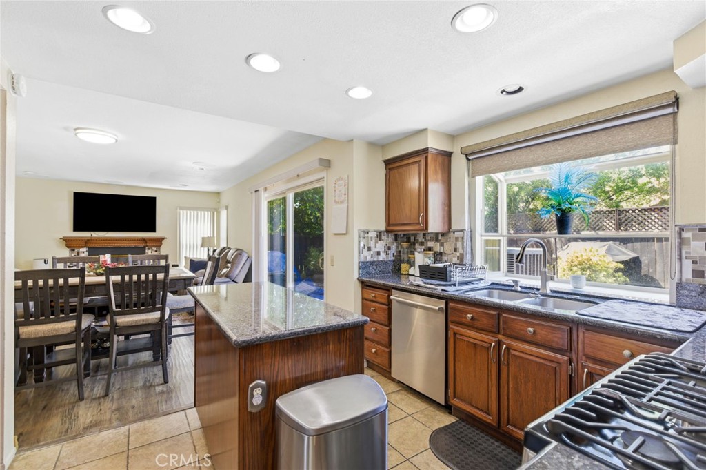 10649 Village Road Moreno Valley, CA 92557 - Photo 13 of 56