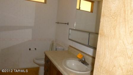 7090 North Guthrie Road Tucson, AZ 85743 - Photo 6 of 9