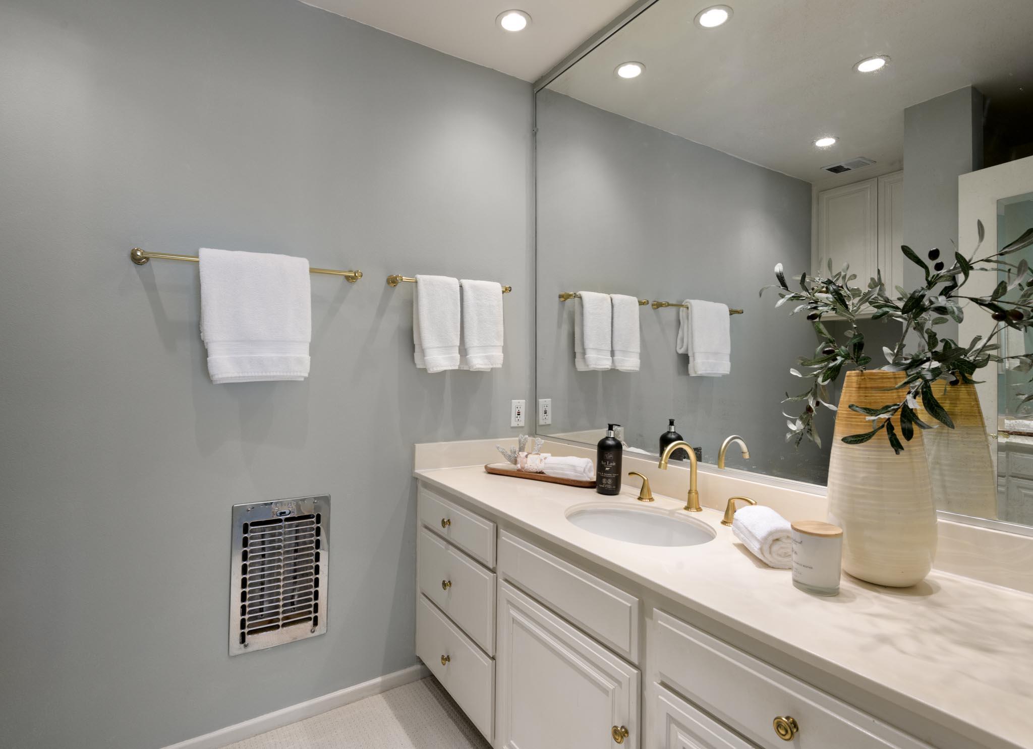 1016 Fairway Road Santa Barbara, CA 93108 - Photo 6 of 25 1016FairwayRd07