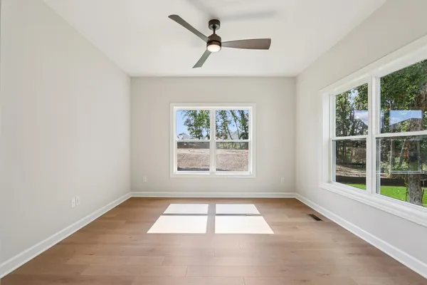 $903,800 | S360 Kellar Square, Geneva, IL 60134