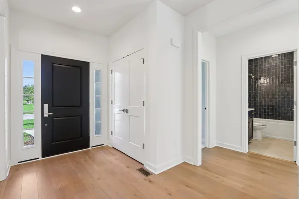 $903,800 | S360 Kellar Square, Geneva, IL 60134