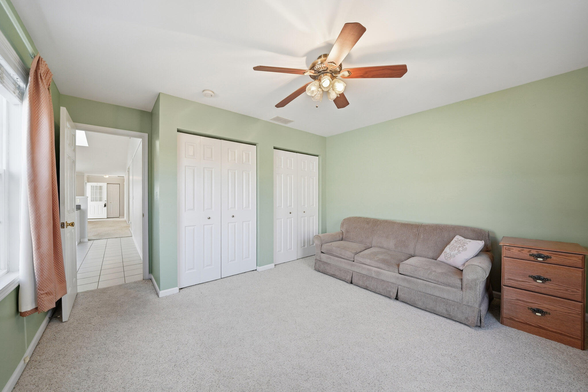 285 North Heather Lane Crown Point, IN 46307 - Photo 13 of 17 a living room with furniture and a ceiling fan