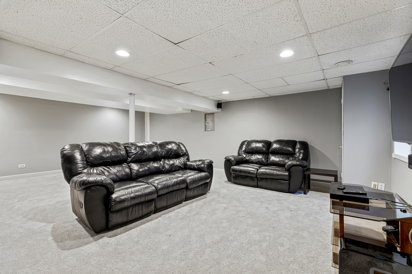 1467 Exeter Lane South Elgin, IL 60177 - Photo 17 of 29 a living room with furniture and a couch