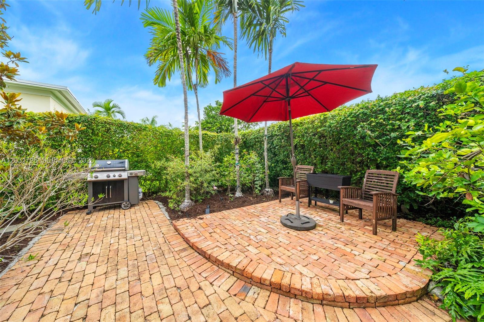 2241 Southwest 25th Terrace Miami, FL 33133 - Photo 5 of 34
