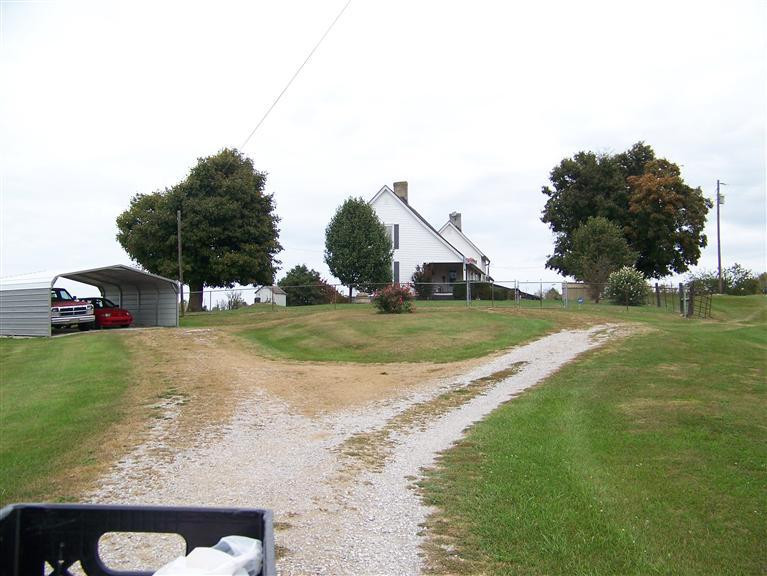 936 Menelaus Road Berea, KY 40403 - Photo 8 of 29 Photo 8