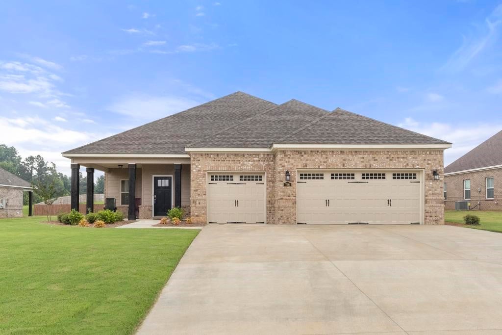 726 Bush Creek Road Opelika, AL 36804 - Photo 1 of 24 Gallery Image 1