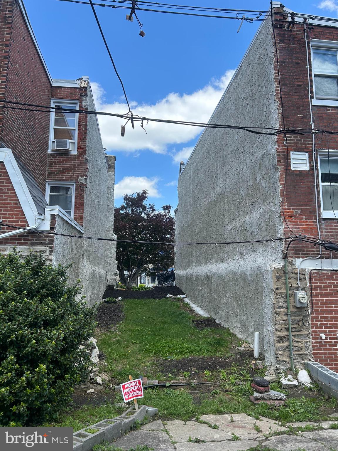 7206 Forrest Avenue Philadelphia, PA 19138 - Photo 2 of 6 Rear View