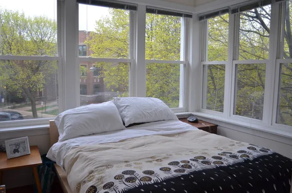 $1,945 | 4747 North Virginia Avenue, Unit 1, Chicago, IL 60625