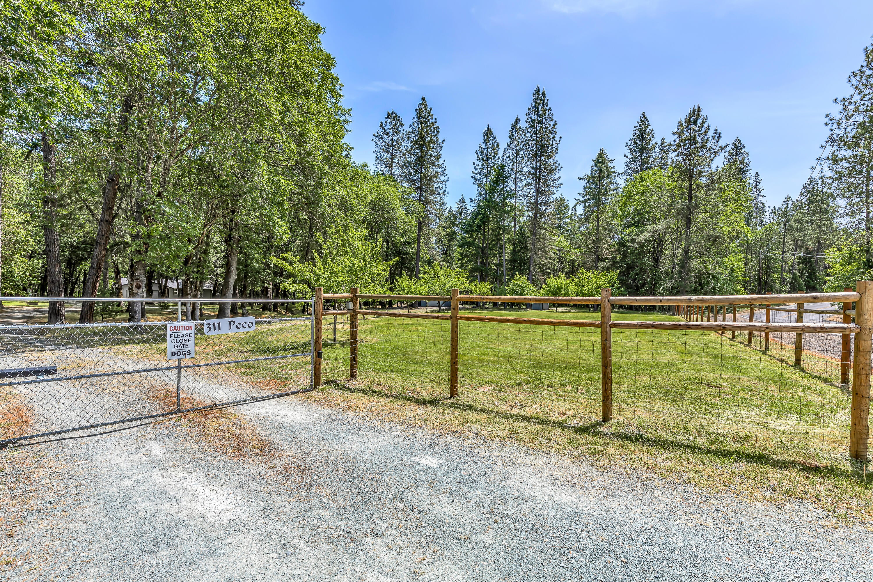 311 Peco Road Grants Pass, OR 97526 - Photo 50 of 67 9R9A1596
