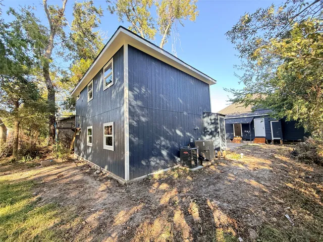 $1,550 | 2209 Gano Street, Unit 3, Houston, TX 77009