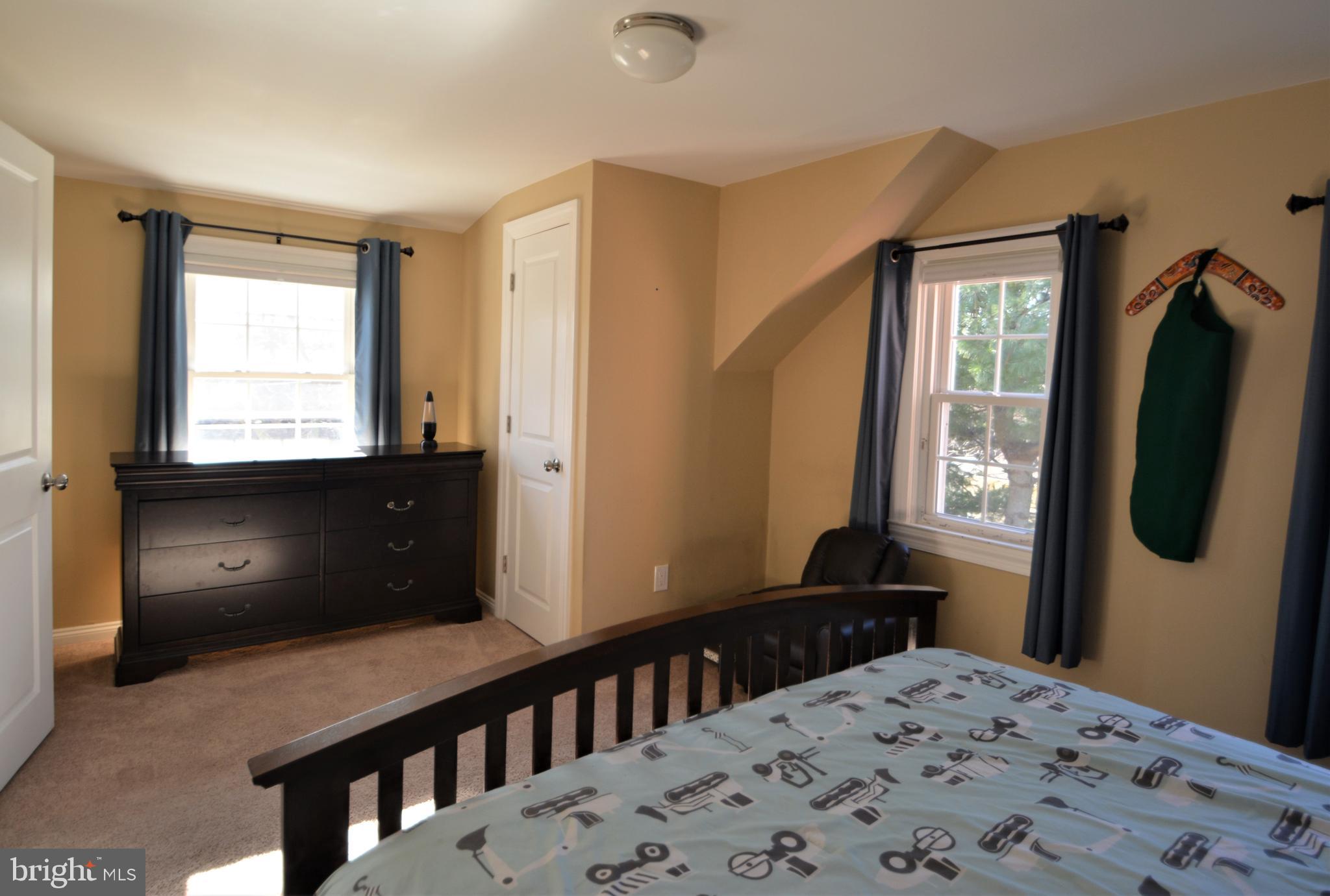 257 Golf Hills Road Havertown, PA 19083 - Photo 13 of 22