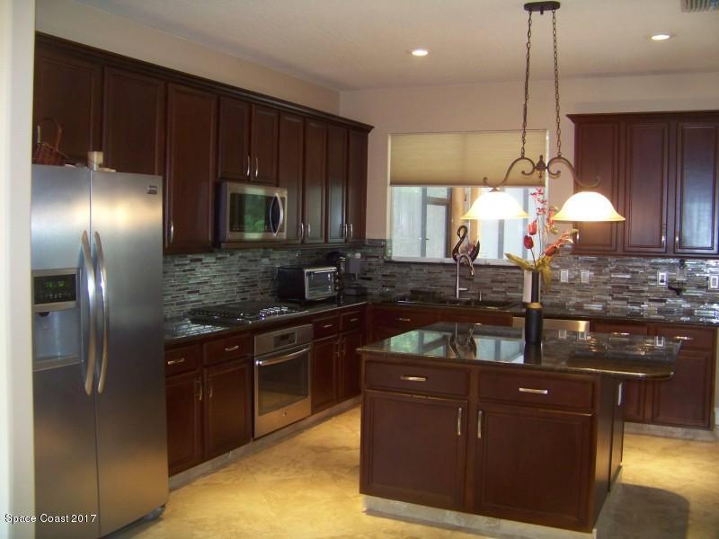 4185 Turtle Mound Road Melbourne, FL 32934 - Photo 4 of 20 04