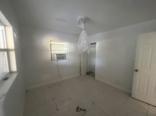 $2,275 | 2732 Northeast 12th Avenue, Pompano Beach, FL 33064