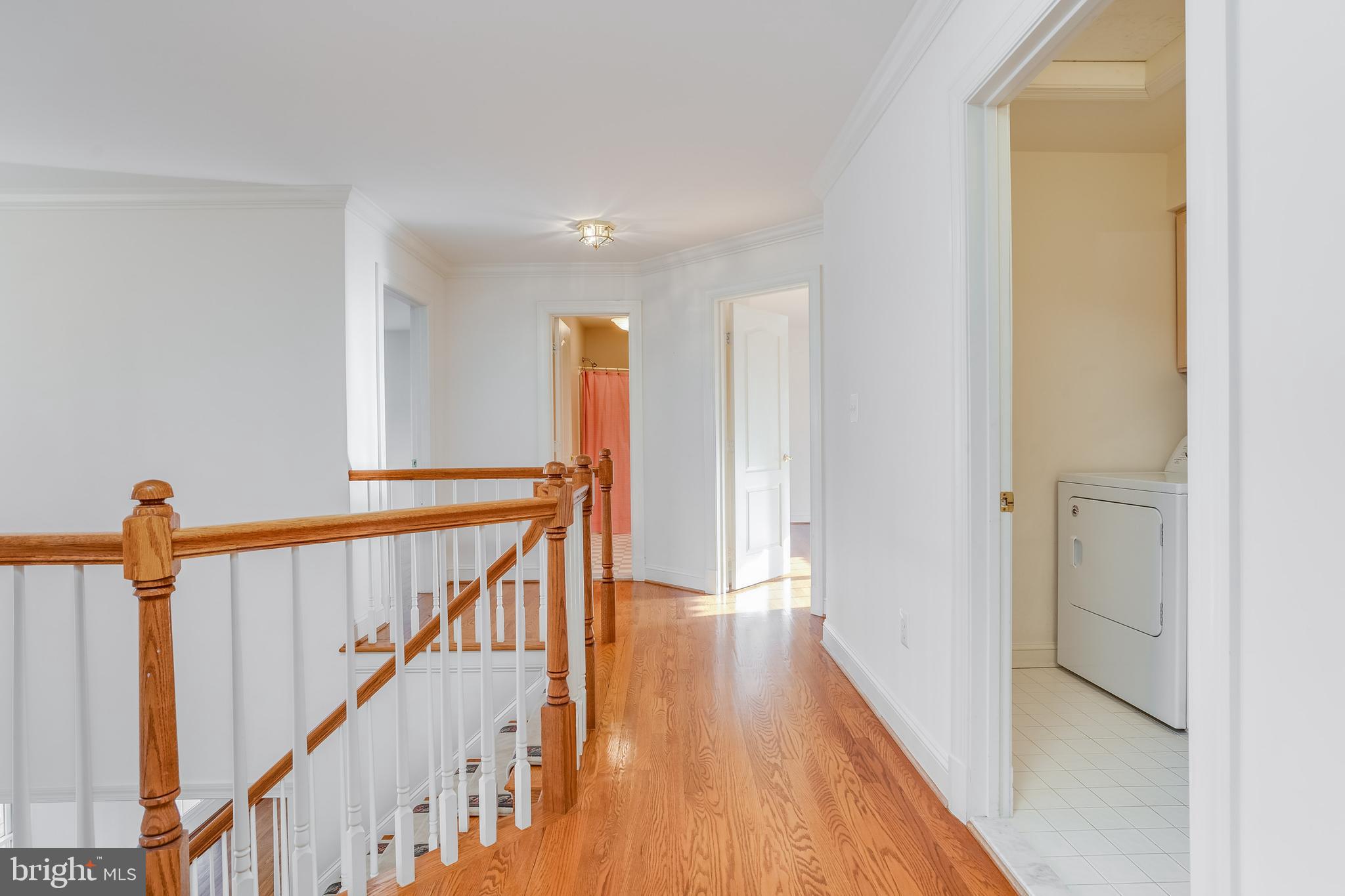 11801 Chapel Road Clifton, VA 20124 - Photo 25 of 57 Upper Level Hallway