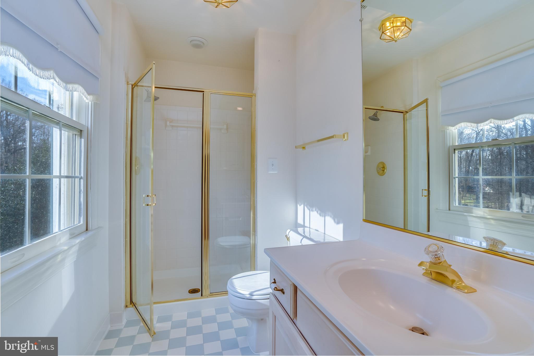 11801 Chapel Road Clifton, VA 20124 - Photo 35 of 57 En-Suite Bath for Bedroom #4