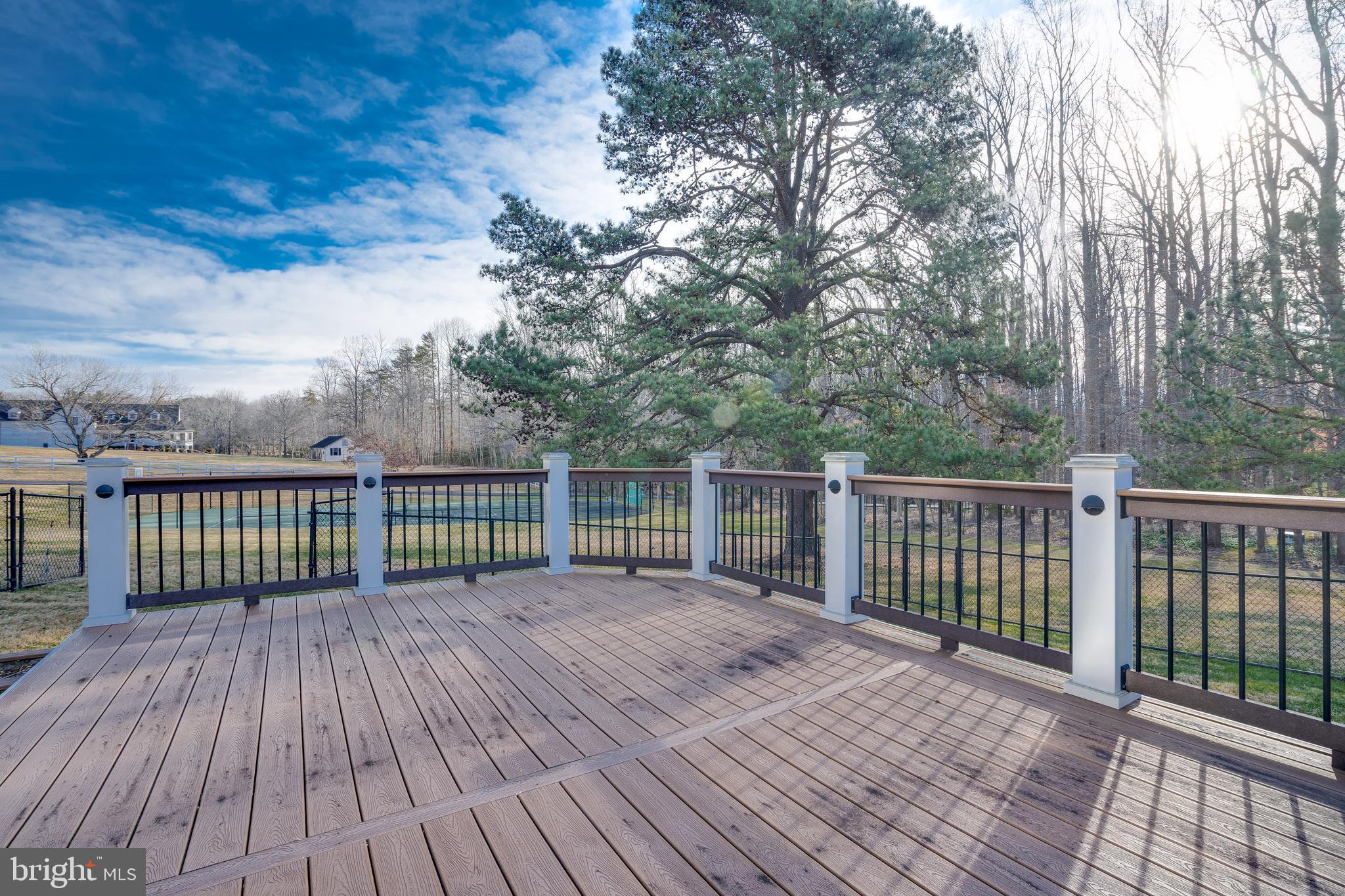 11801 Chapel Road Clifton, VA 20124 - Photo 46 of 57 Rear Deck, View 4