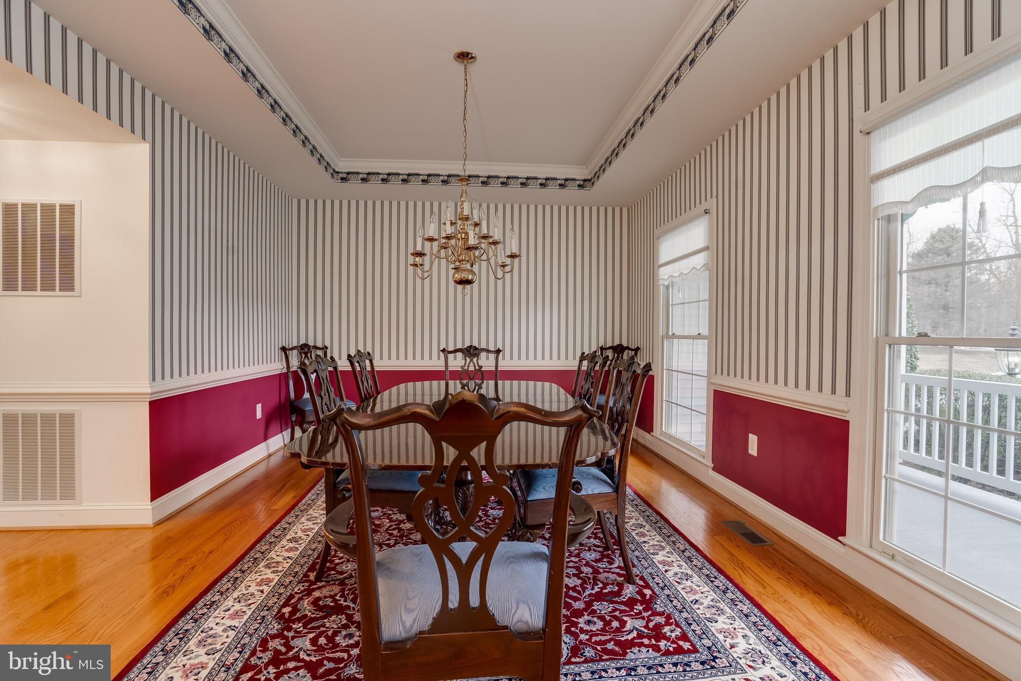 11801 Chapel Road Clifton, VA 20124 - Photo 8 of 57 Dining Room View 1