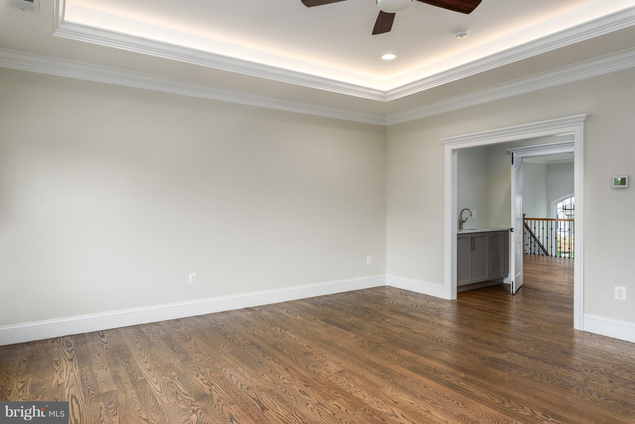 902 Ninovan Road Southeast Vienna, VA 22180 - Photo 6 of 12 Bedroom (Master)
