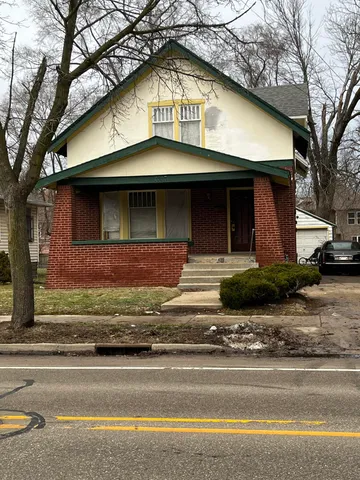 $180,000 | 1117 Martin Luther King Junior Street Southeast, Grand Rapids, MI 49507