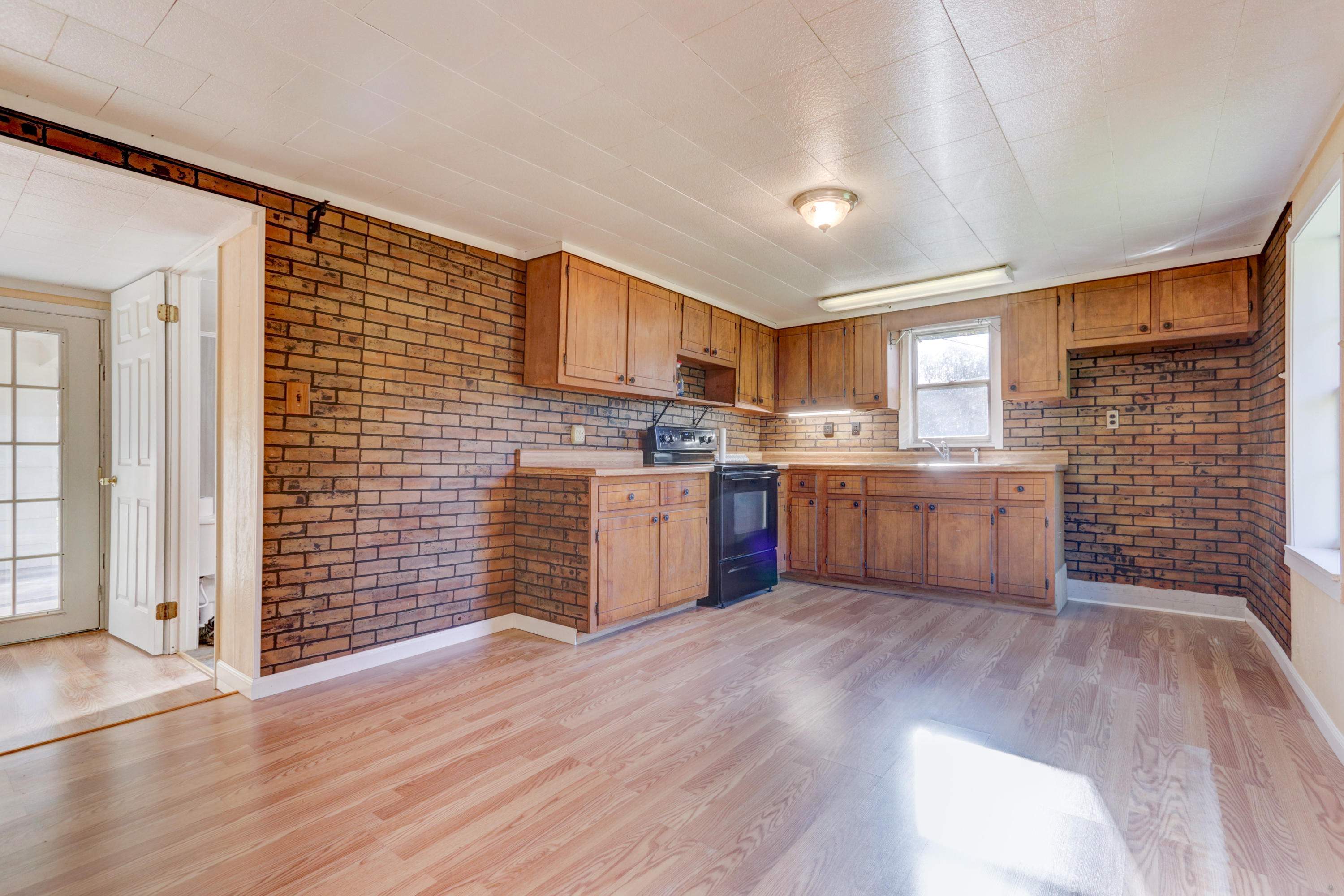 640 Hogskin Road Washburn, TN 37888 - Photo 4 of 22 Kitchen
