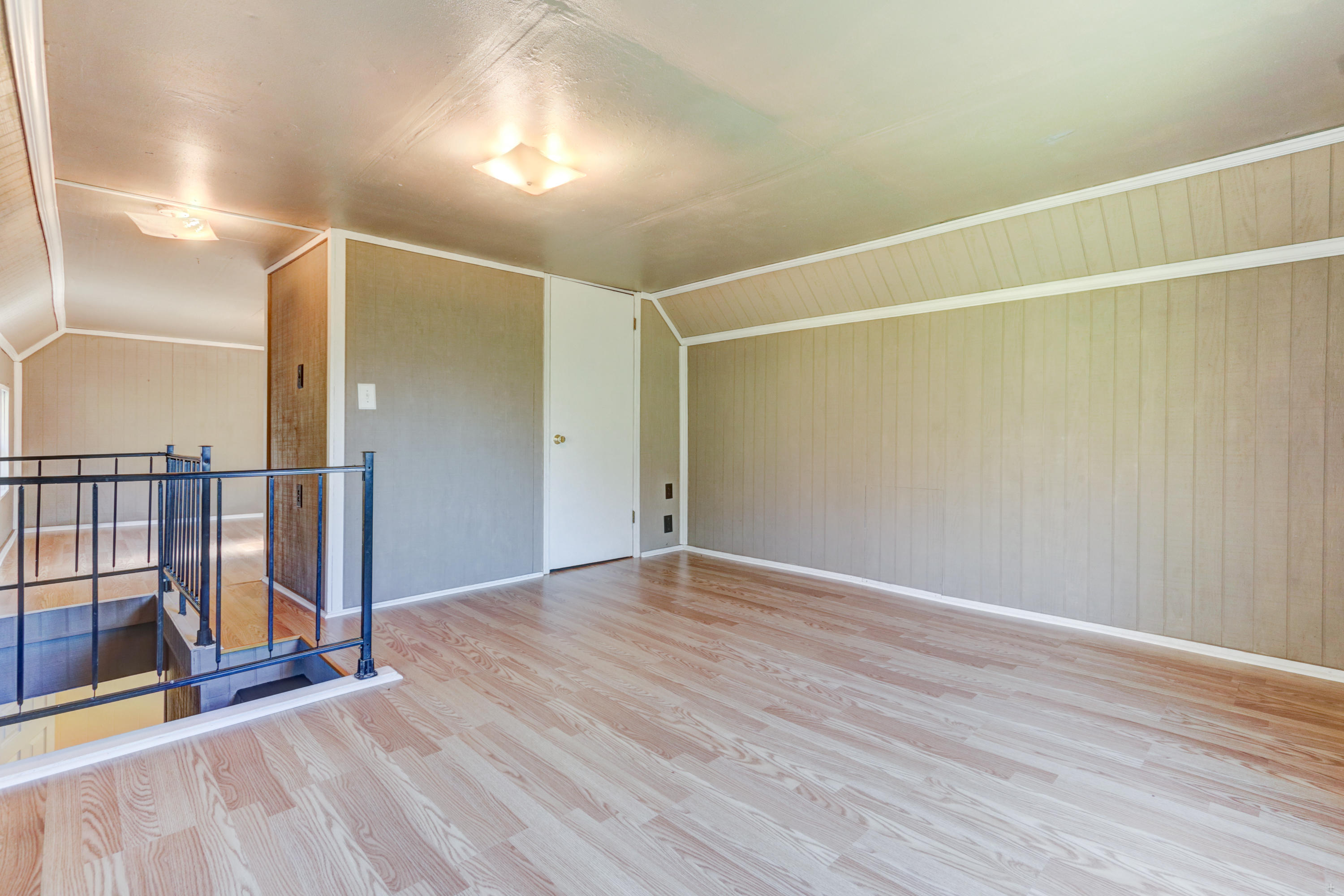 640 Hogskin Road Washburn, TN 37888 - Photo 7 of 22 Positive Perceptions-15