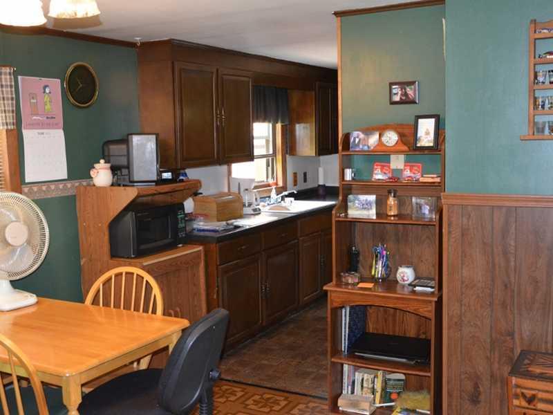 5 Ridgeway Court Houlton, ME 04730 - Photo 3 of 13 Interior Space/Layout.
