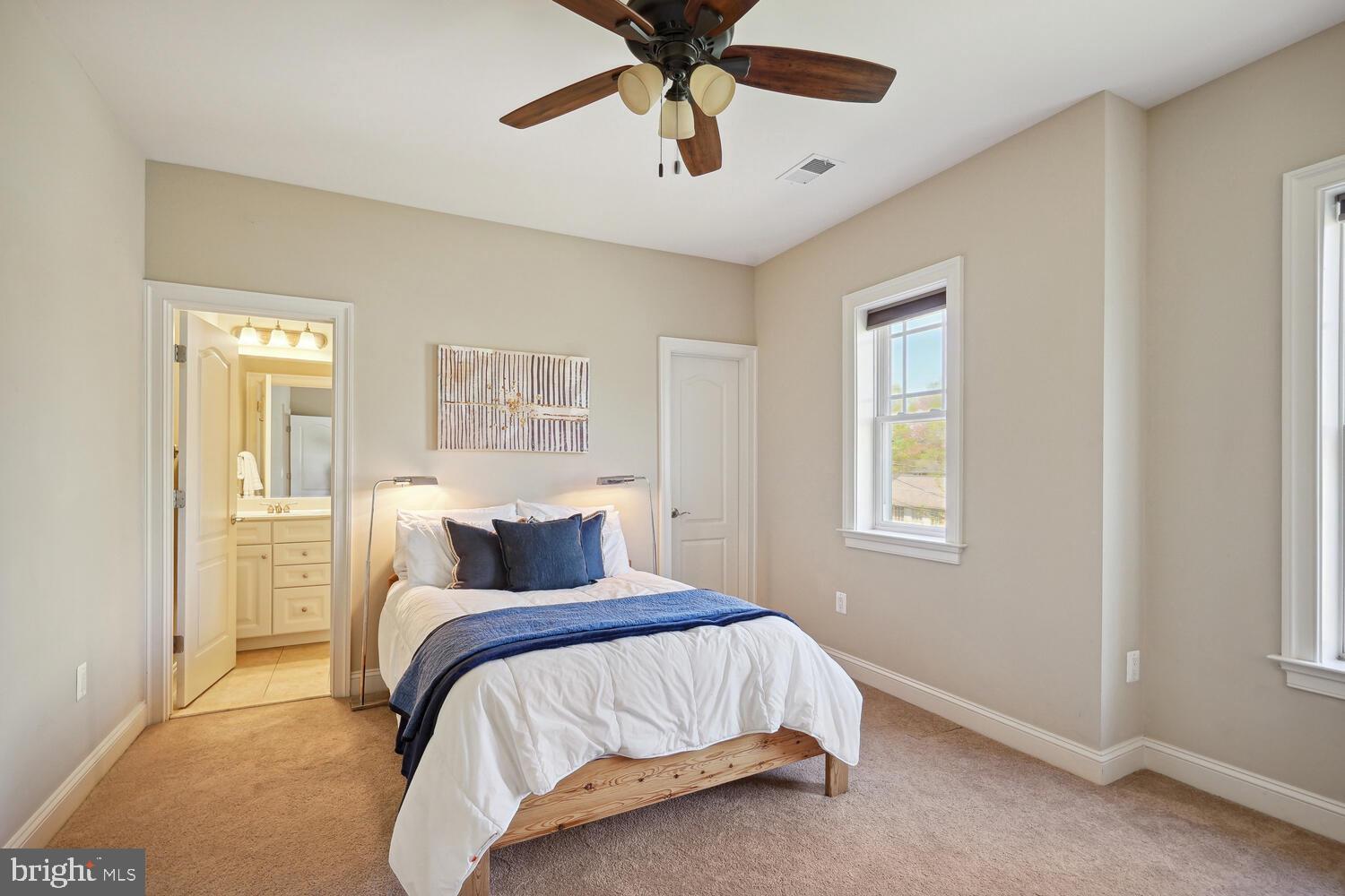 8022 Fairfax Road Alexandria, VA 22308 - Photo 32 of 56