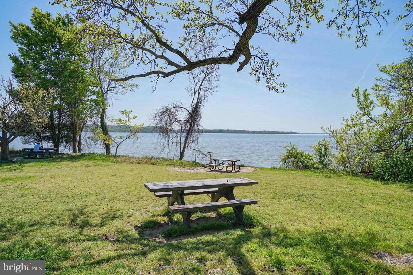 8022 Fairfax Road Alexandria, VA 22308 - Photo 54 of 56 Minutes to parks and Mount Vernon Trail!