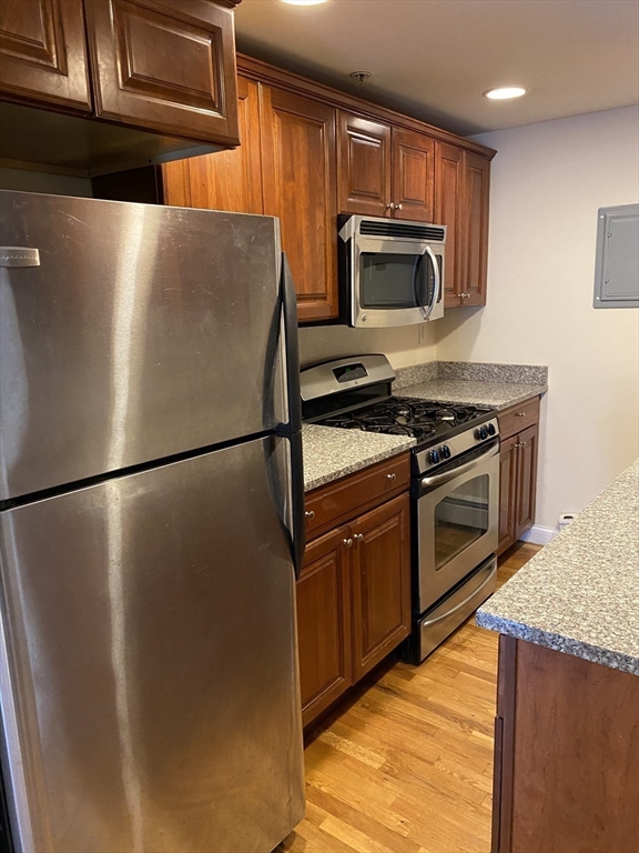 19 Railroad Street, Unit B2 Acton, MA 01720 - Photo 2 of 13