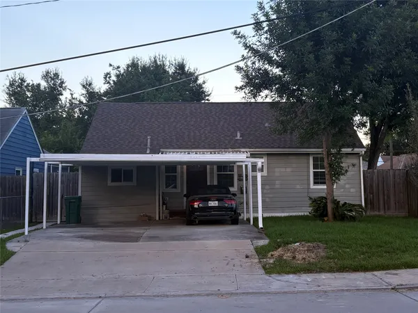 $230,000 | 717 Wafer Street, Pasadena, TX 77506