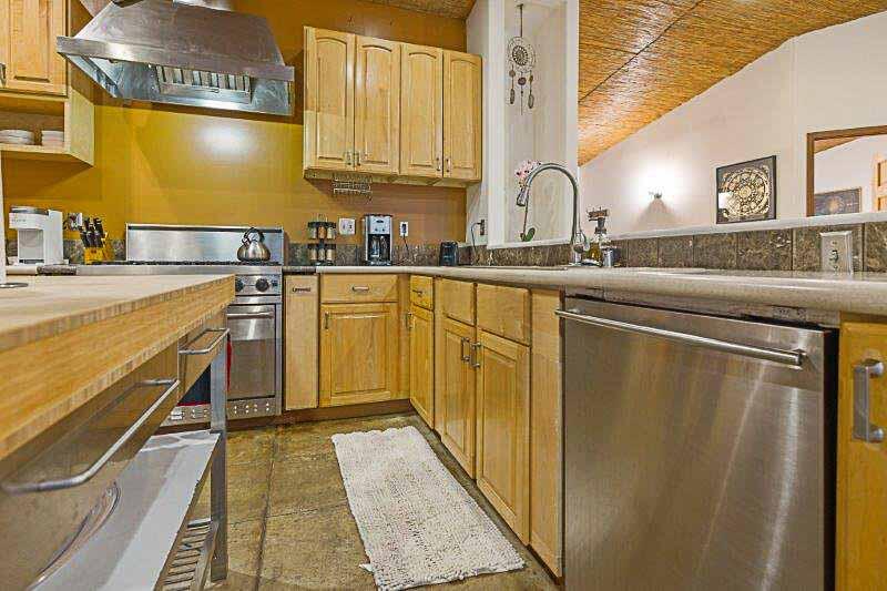 44879 Dinely Drive Three Rivers, CA 93271 - Photo 15 of 67 -