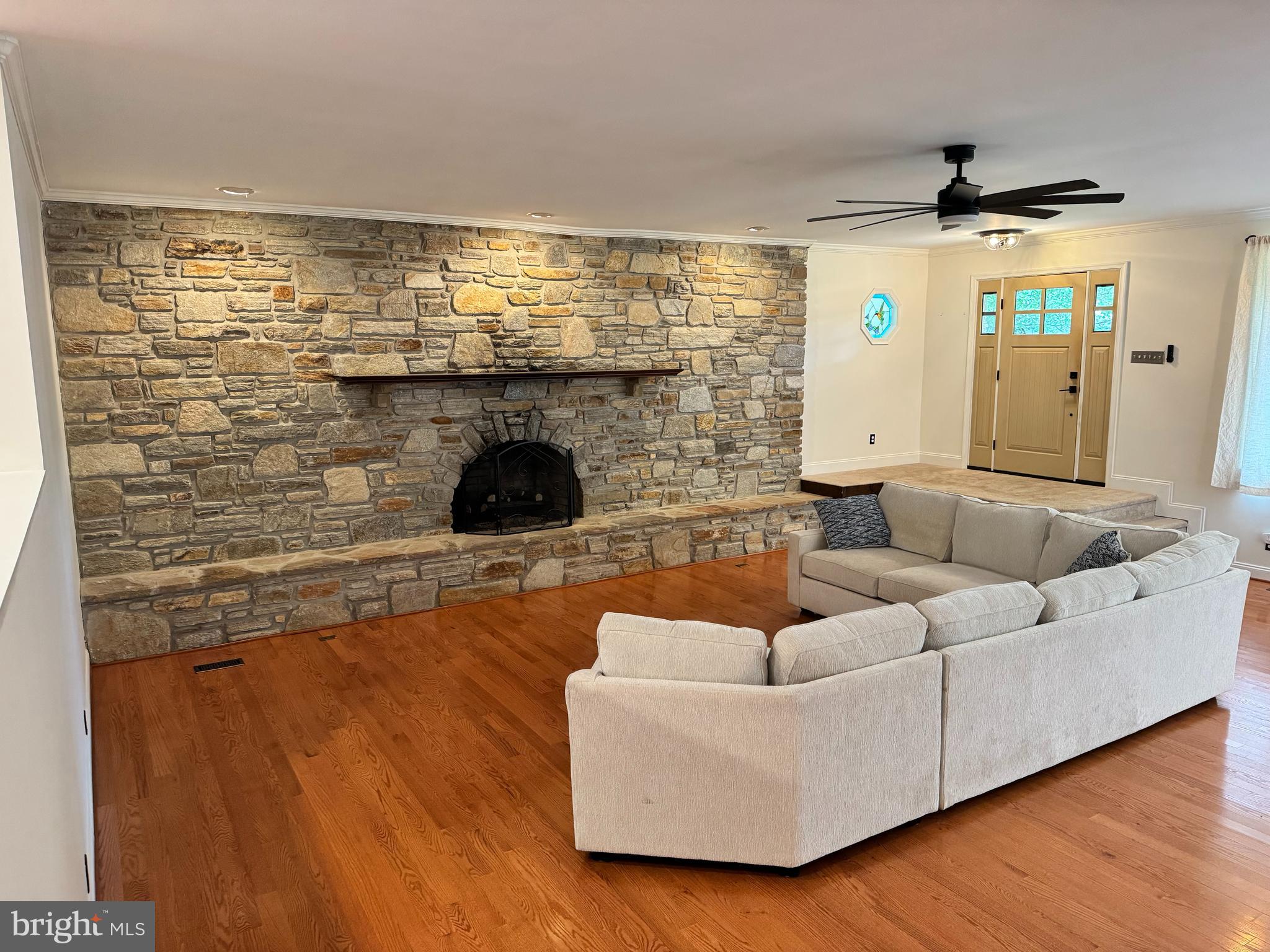 9668 Magledt Road Baltimore, MD 21234 - Photo 5 of 14