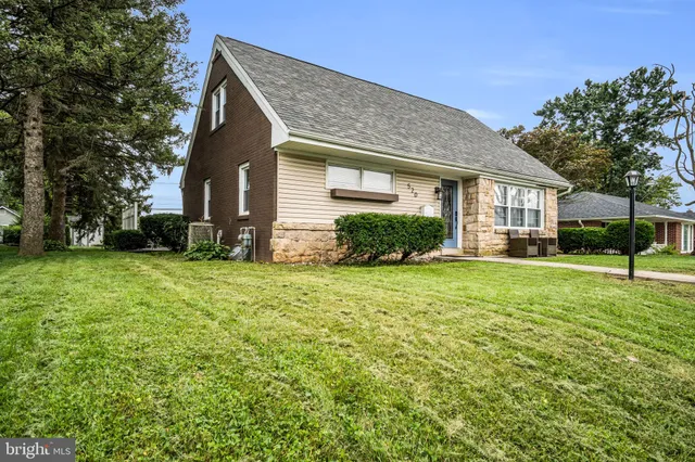 $519,900 | 520 West Caracas Avenue, Hershey, PA 17033