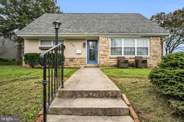 $519,900 | 520 West Caracas Avenue, Hershey, PA 17033