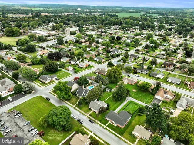 $519,900 | 520 West Caracas Avenue, Hershey, PA 17033