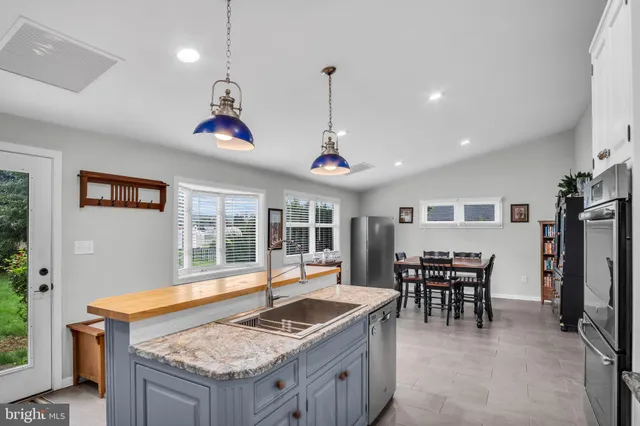 $519,900 | 520 West Caracas Avenue, Hershey, PA 17033