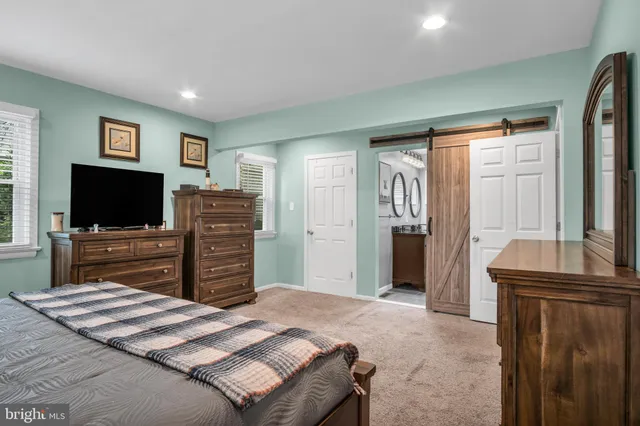 $519,900 | 520 West Caracas Avenue, Hershey, PA 17033