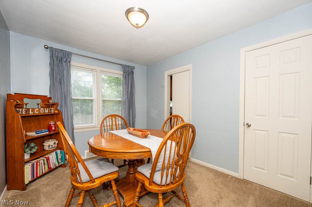 1827 South Meridian Road Youngstown, OH 44511 - Photo 8 of 46 Gallery Image 8