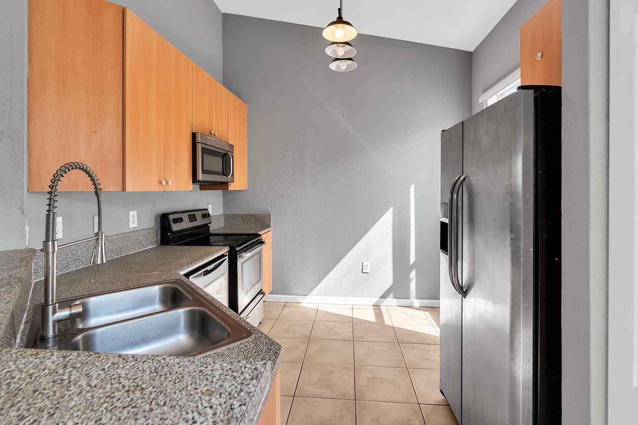 2302 Northeast 37th Road Homestead, FL 33033 - Photo 15 of 43 2302 - 017