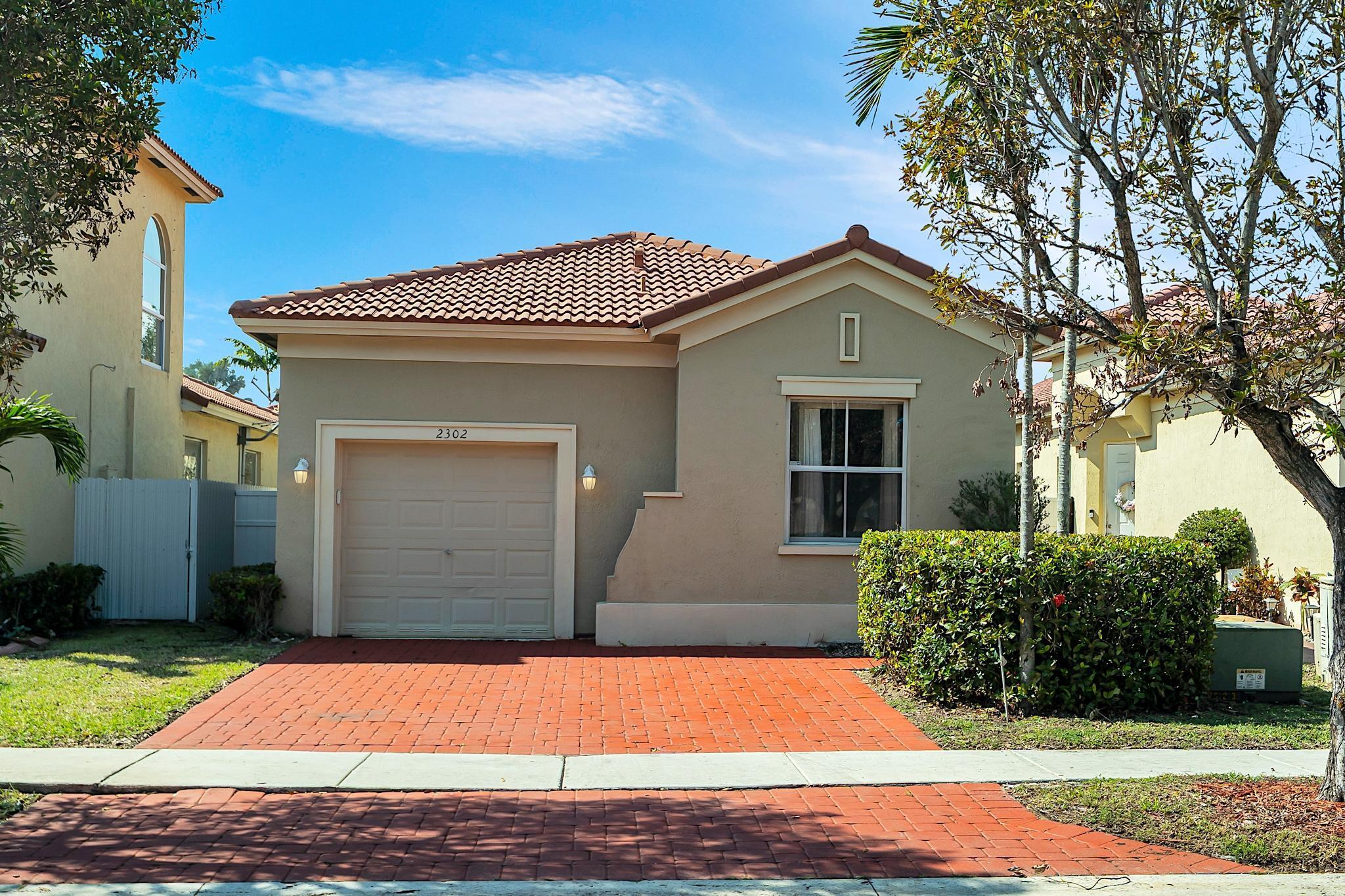 2302 Northeast 37th Road Homestead, FL 33033 - Photo 2 of 43 2302 - 003
