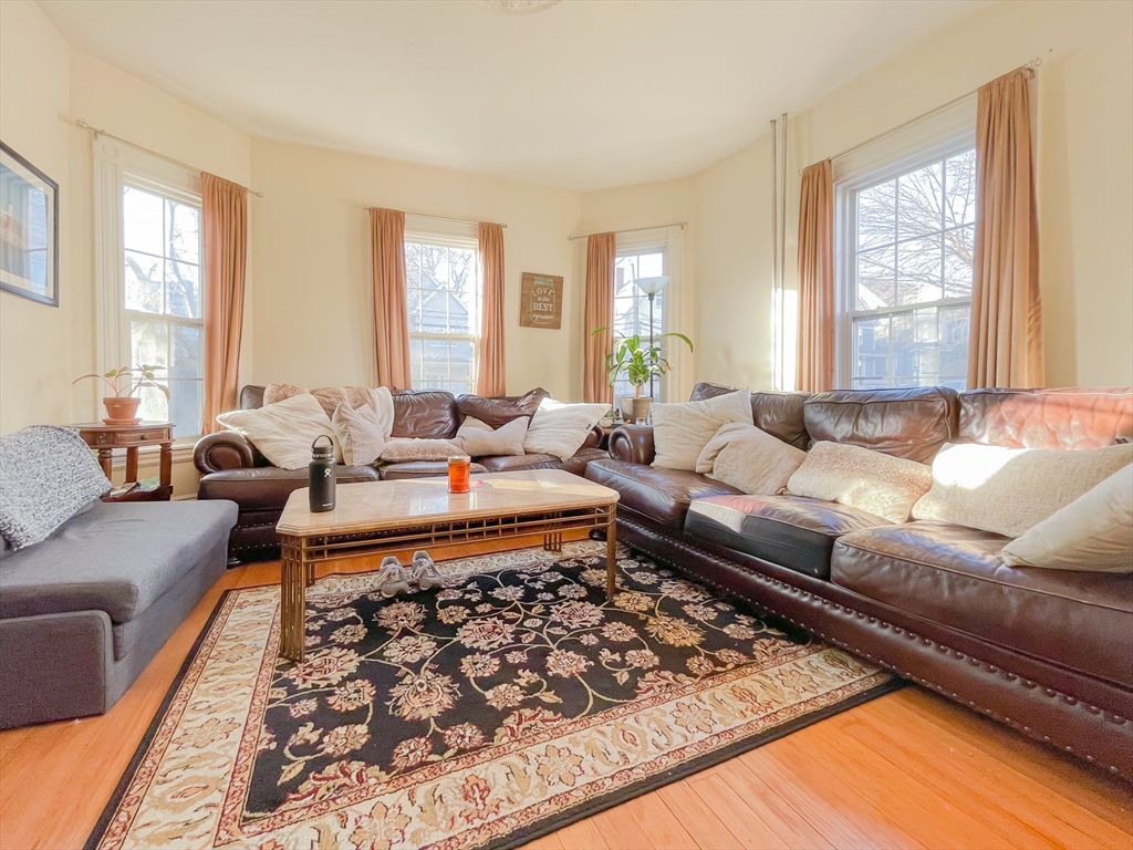 16 Foster Street, Unit 1 Boston, MA 02135 - Photo 1 of 20