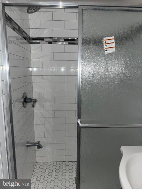 370 Jackson Street, Unit 1F Philadelphia, PA 19148 - Photo 8 of 13