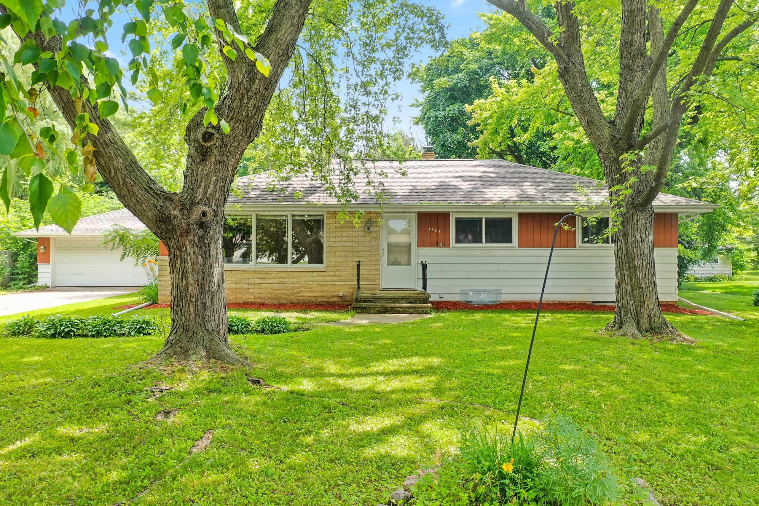 1502 South Van Dyke Road Appleton, WI 54914 - Photo 50 of 53